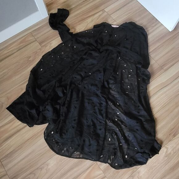 Handmade One Shoulder Puff Sleeve Floral Eyelet Wrap Midi Dress in Black - Picture 7 of 10